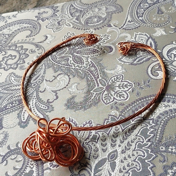 Handcrafted Artisan Copper Wire Necklace Pendant Abstract Twist Set Choker - Picture 4 of 12